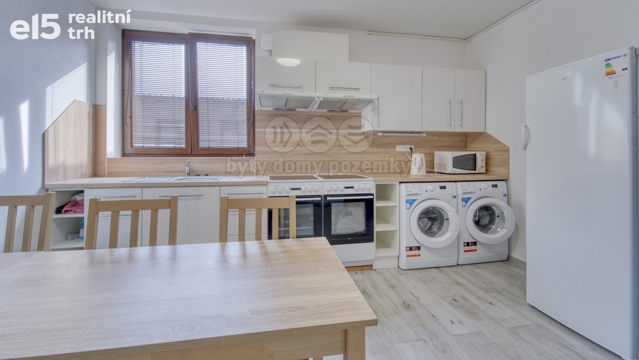 Pronájem byty 1+kk, 10 m² - Kožlany
