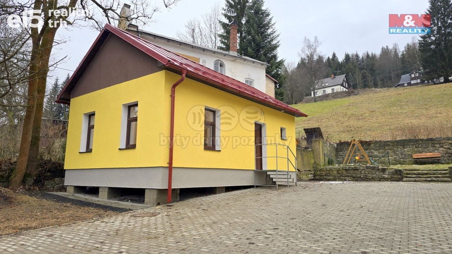 Prodej byty 2+kk, 40 m² - Josefův Důl