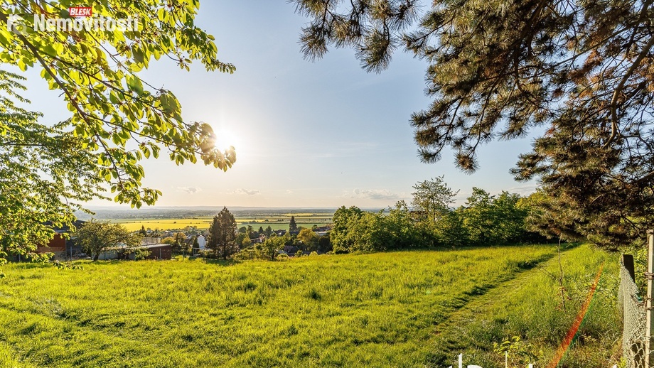 Prodej stavebního pozemku 1 058 m², Olomouc - Droždín
