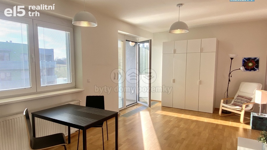 Pronájem byty 1+kk, 31 m² - Praha - Řeporyje