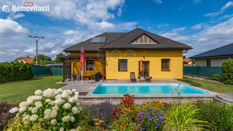 Prodej rodinného domu 142 m², Mačkov