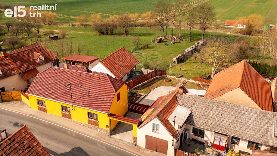 Prodej rodinné domy, 662 m² - Přešťovice