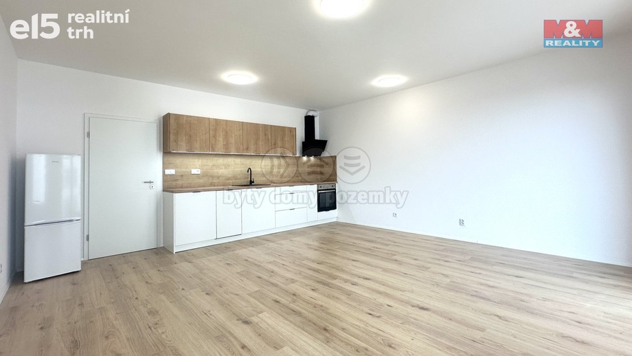 Pronájem byty 1+kk, 48 m² - Plzeň - Jižní Předměstí