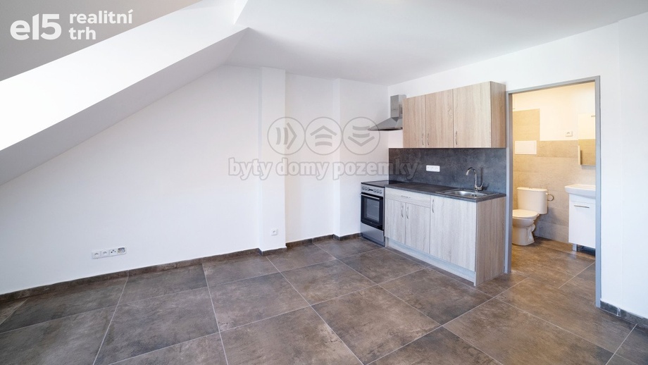 Pronájem byty 1+kk, 25 m² - Sokolov