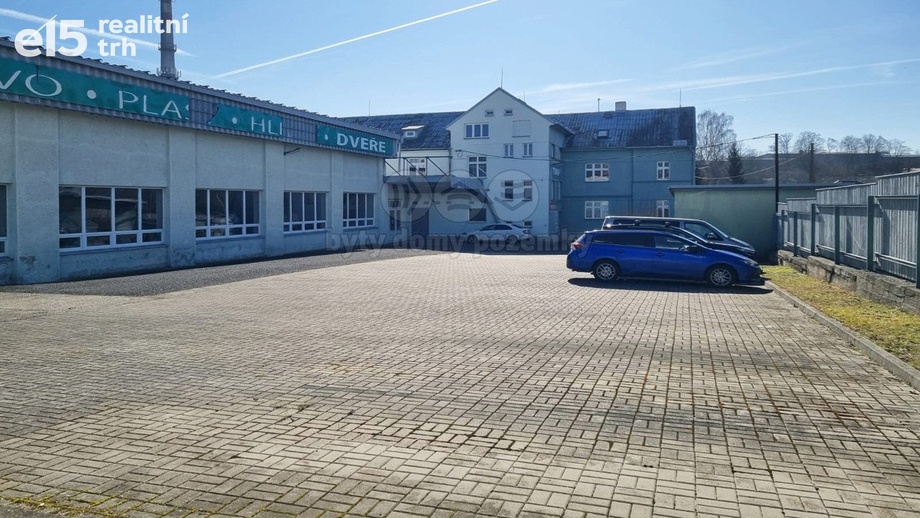 Pronájem obchodní prostory, 370 m² - Ostrov