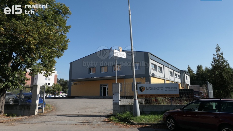 Pronájem obchodní prostory, 178 m² - Beroun-Město