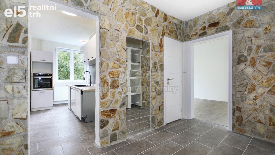 Prodej byty 2+1, 60 m² - Klatovy II