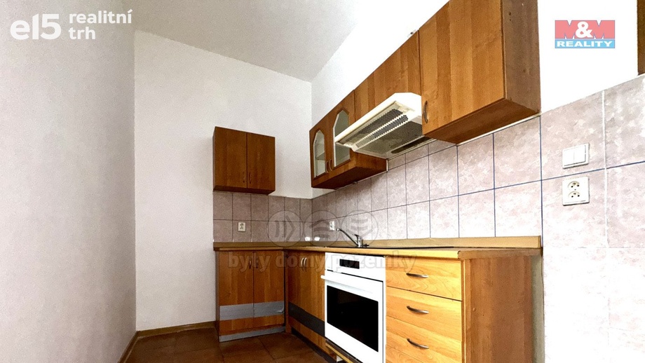 Pronájem byty 1+kk, 45 m² - Smržovka