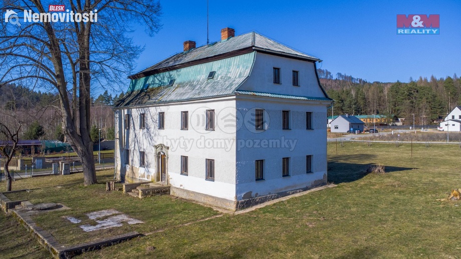 Prodej rodinného domu 420 m², Radvanec - Maxov