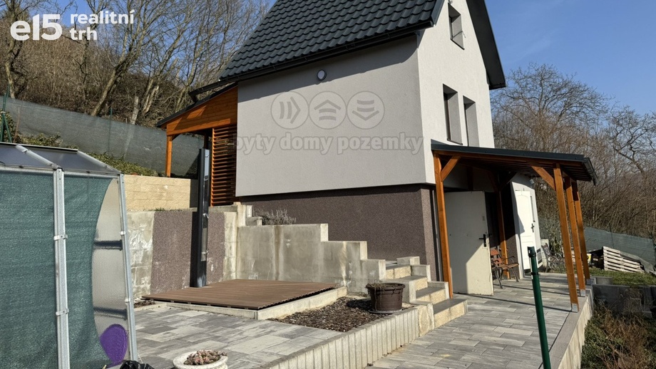 Prodej chata, 54 m² - Dolní Zálezly