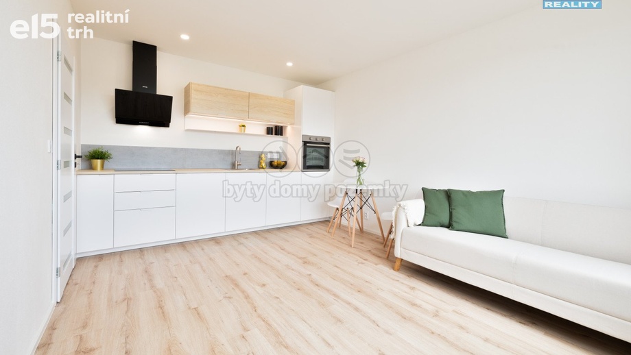 Pronájem byty 2+kk, 39 m² - Dobřany