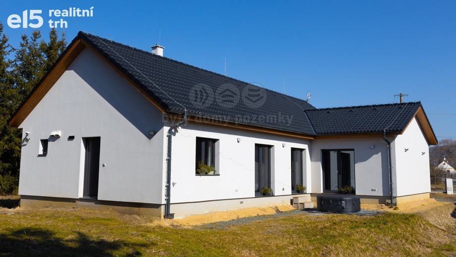 Prodej rodinné domy, 152 m² - Lišany