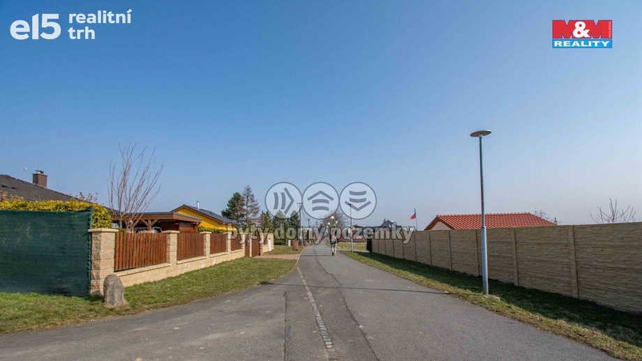Prodej stavebního pozemku 3 200 m², Hrabyně