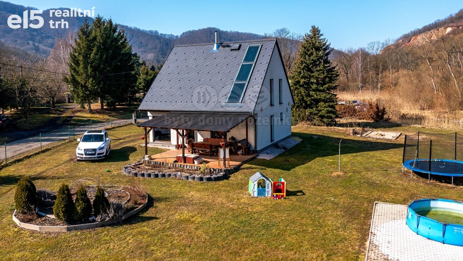 Prodej rodinné domy, 137 m² - Malá Veleň - Jedlka