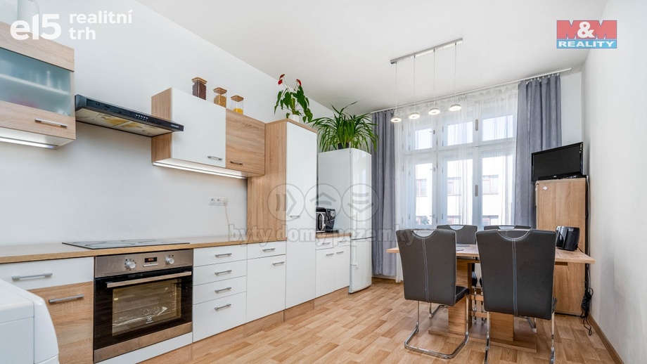 Prodej byty 2+1, 70 m² - Hradec Králové