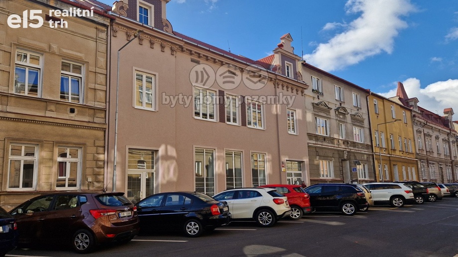 Pronájem obchodní prostory, 326 m² - Chomutov