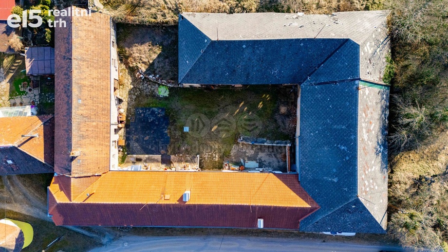 Prodej zemědělská usedlost, 180 m² - Oslnovice