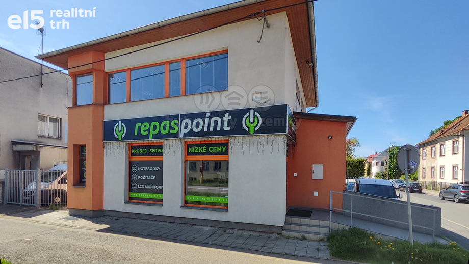 Prodej obchodní prostory, 300 m² - Uherské Hradiště