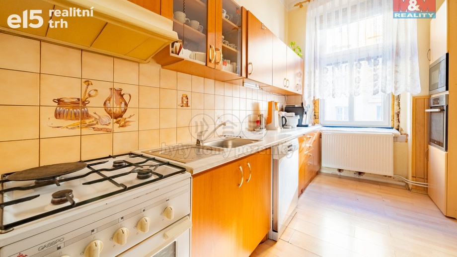 Prodej byty 3+1, 60 m² - Cheb