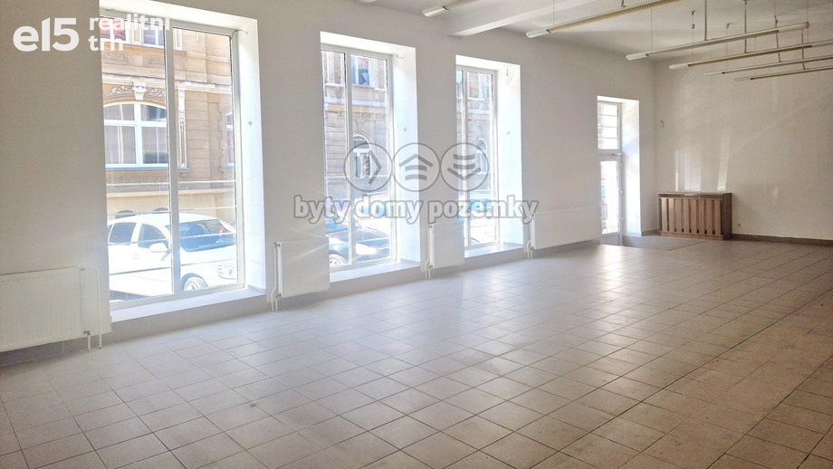 Pronájem obchodní prostory, 145 m² - Chomutov