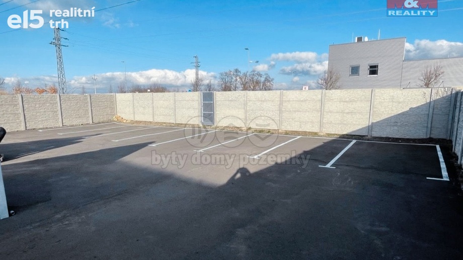 Prodej pozemky pro komerční výstavbu, 328 m² - Roudnice nad Labem