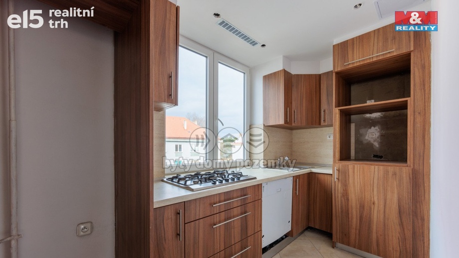 Prodej byty 3+1, 68 m² - Bukovany