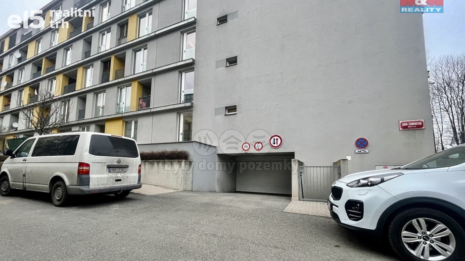 Pronájem garážové stání, 12 m² - Praha