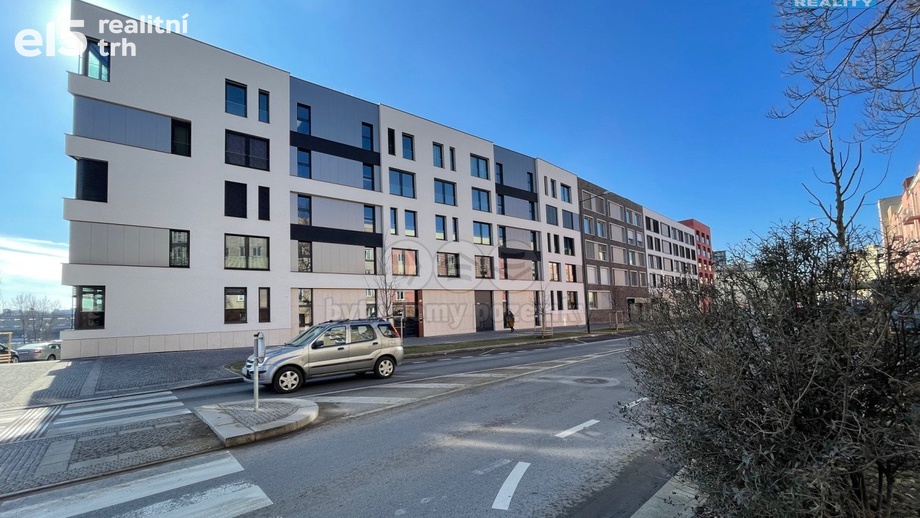 Pronájem byty 4+kk, 139 m² - Praha