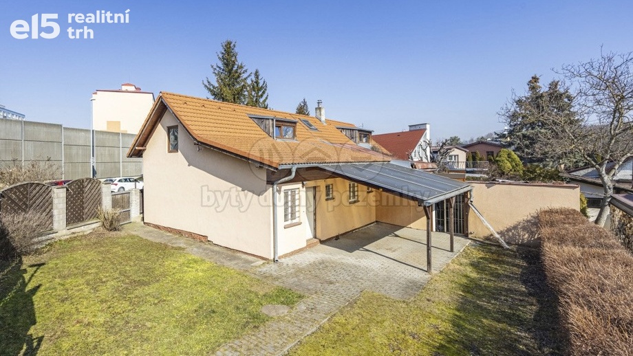 Prodej rodinné domy, 135 m² - Praha - Hostivař