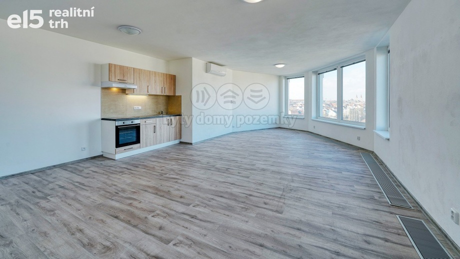 Pronájem kanceláře, 81 m² - Plzeň - Východní Předměstí