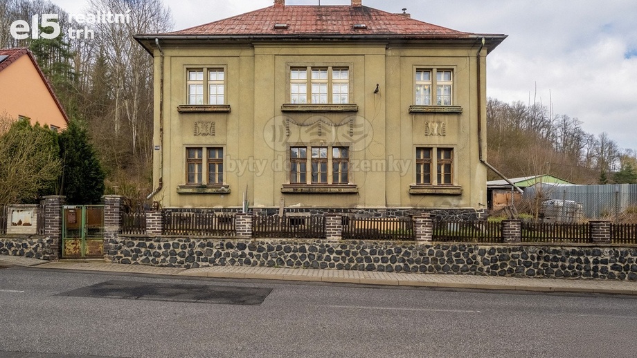 Prodej byty 3+1, 87 m² - Benešov nad Ploučnicí