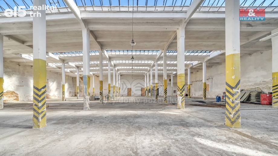 Prodej obchodní prostory, 1 500 m² - Červená Voda