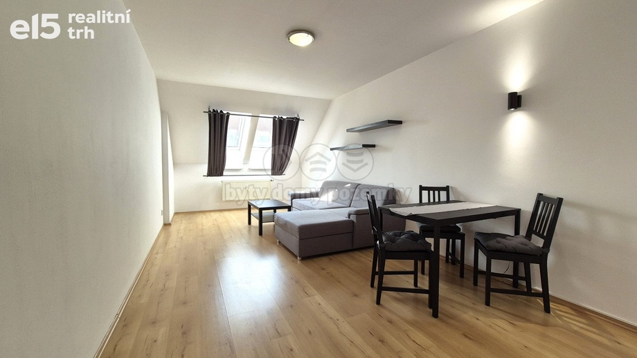 Pronájem byty 2+1, 57 m² - Nymburk