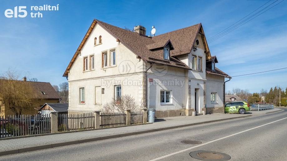 Prodej rodinného domu 250 m², Raspenava