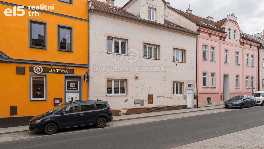 Prodej byty 2+1, 63 m² - Cheb