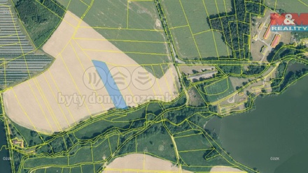 Prodej pole 7 612 m², Myslív