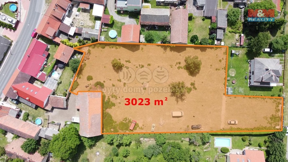 Prodej stavebního pozemku 3 023 m², Kounice