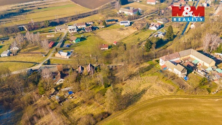 Prodej specifického pozemku 1 989 m², Hradec nad Svitavou