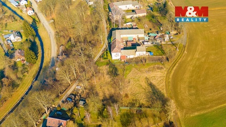 Prodej specifického pozemku 1 989 m², Hradec nad Svitavou