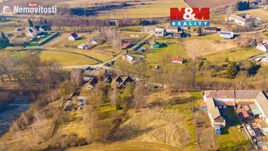 Prodej specifického pozemku 1 989 m², Hradec nad Svitavou