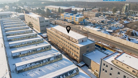 Prodej výrobního prostoru 2 602 m², Kladno