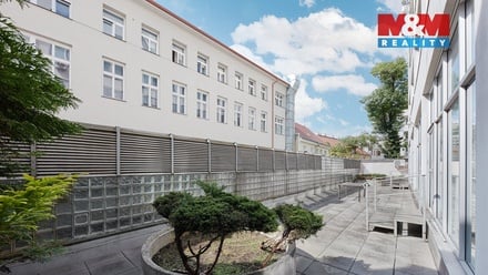 Pronájem kanceláře 300 m², Praha 1