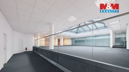 Pronájem kanceláře 300 m², Praha 1