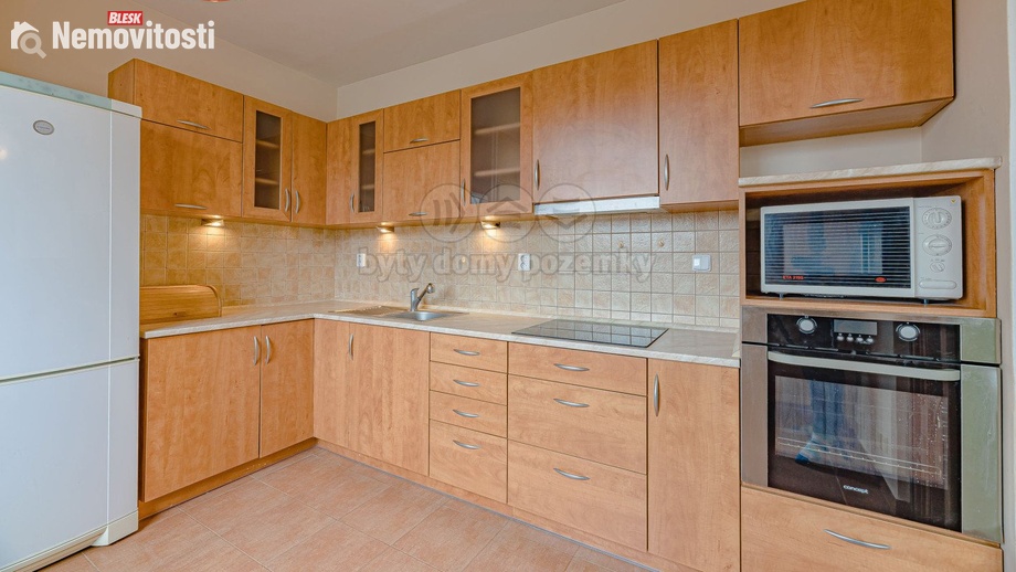 Prodej bytu 3+1 77 m², Broumov