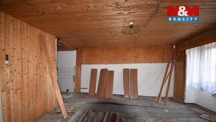 Prodej rodinného domu 200 m², Slaný