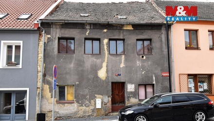 Prodej rodinného domu 200 m², Slaný