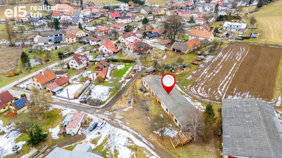 Prodej pozemky pro komerční výstavbu, 1 810 m² - Nové Město na Moravě - Jiříkovice