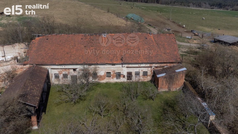Prodej zemědělské objekty, 440 m² - Kladruby - Milevo