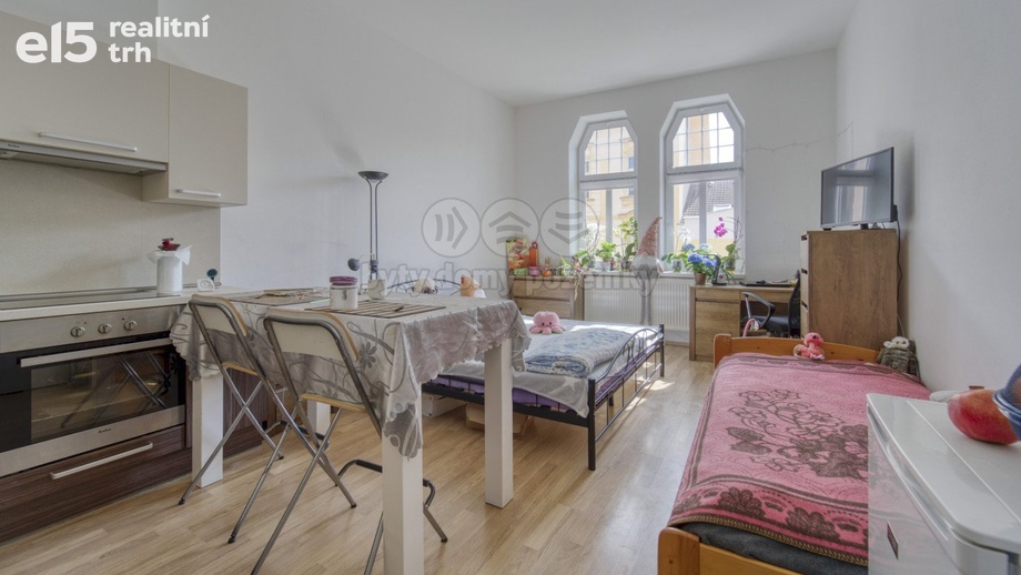 Prodej byty 1+kk, 37 m² - Plzeň - Jižní Předměstí