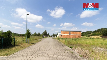 Prodej stavebního pozemku 933 m², Květnice